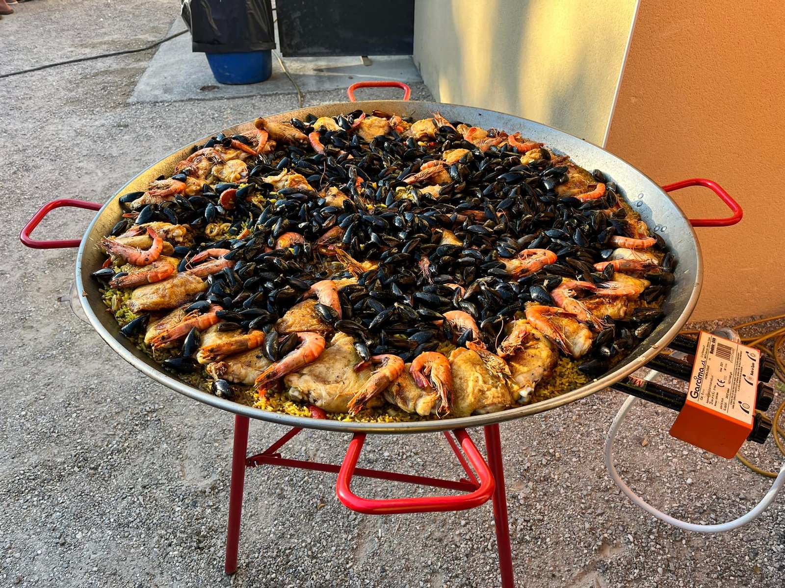 PAELLA GRANDE