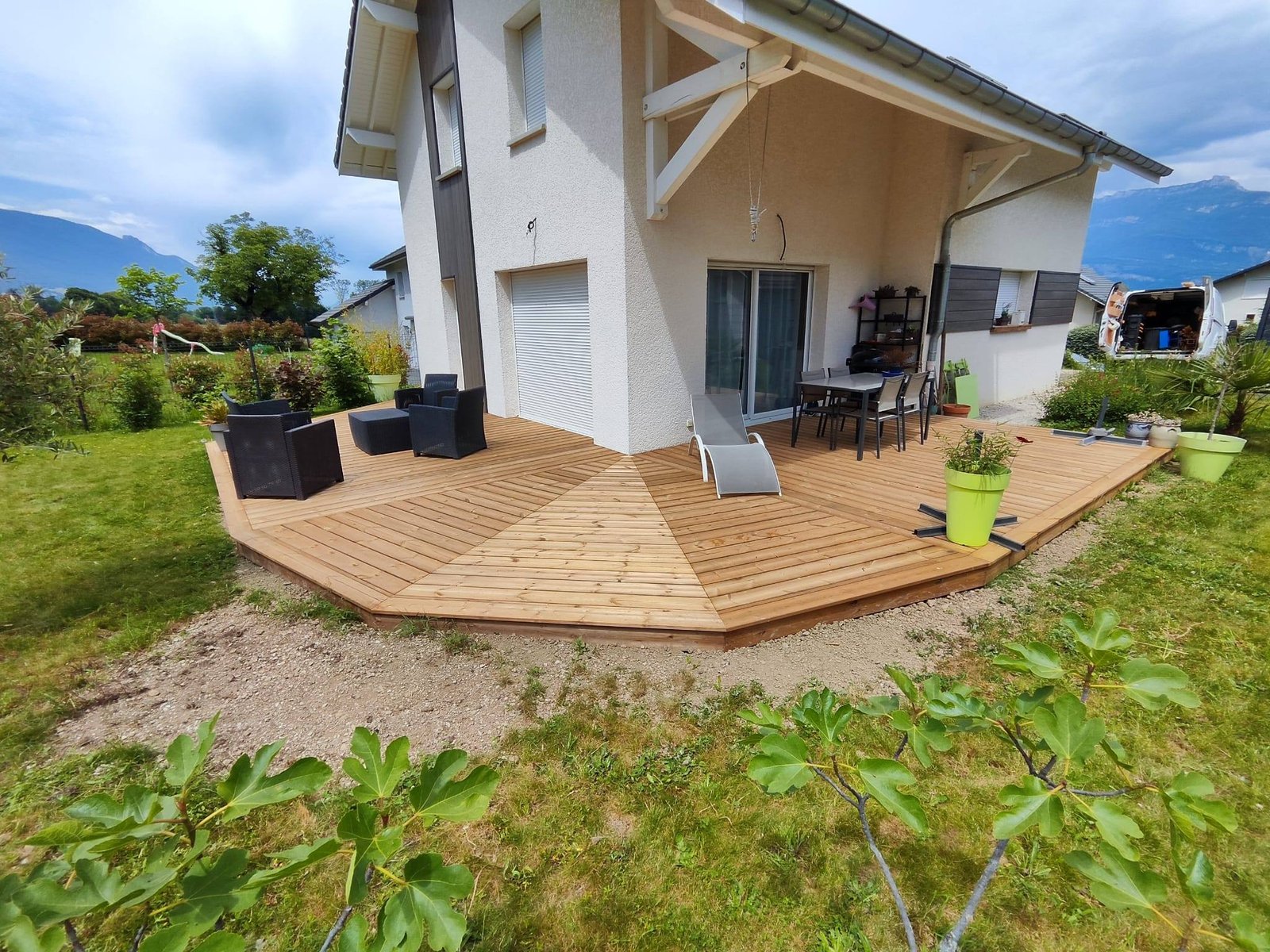 TERRASSE PARQUET PIN GROISY