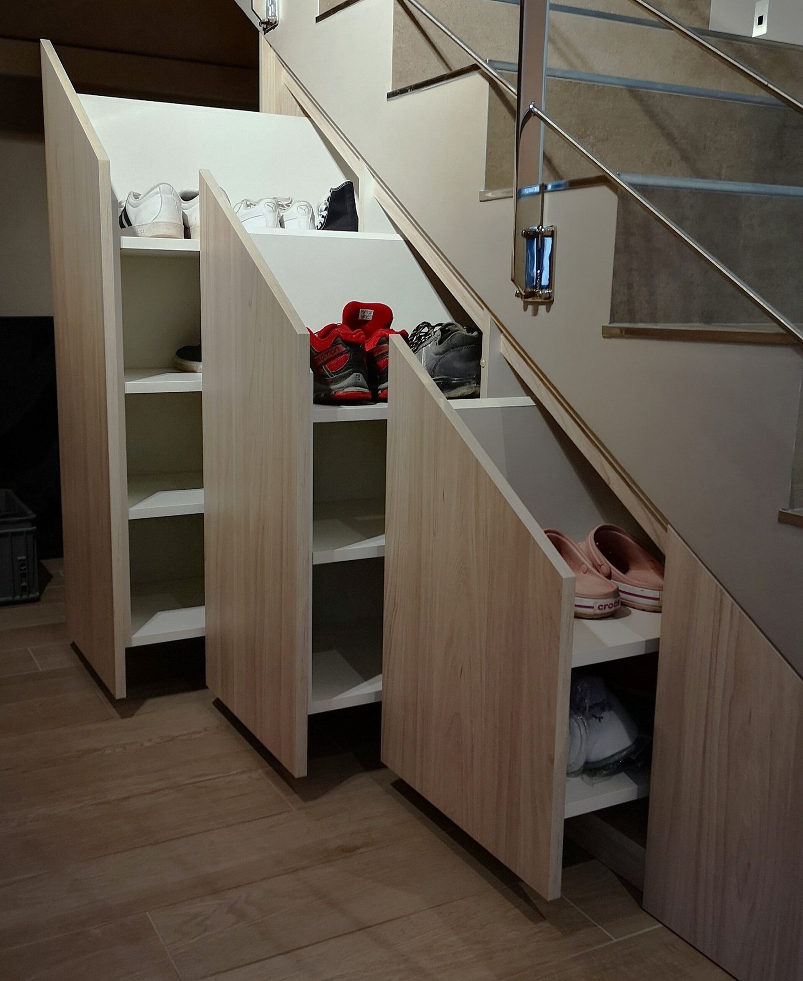 sous escalier dressing marignier